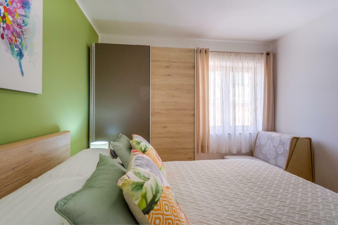 Apartments Eva Cres Kültér fotó