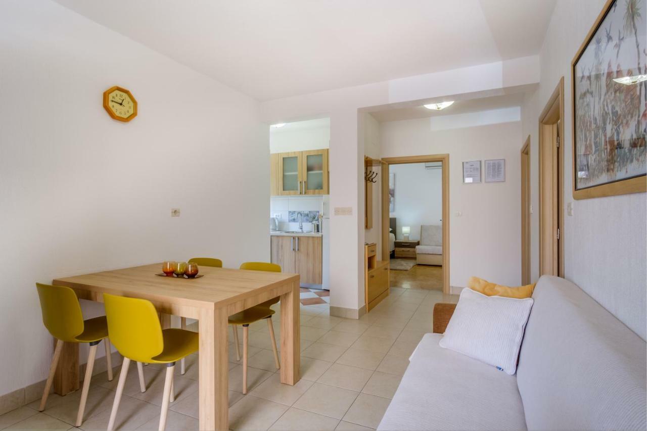 Apartments Eva Cres Kültér fotó